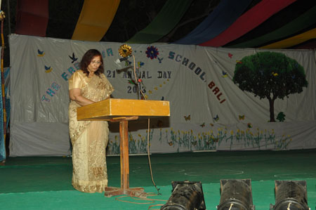 Mrs. Parinita Ranpal presented school annual report