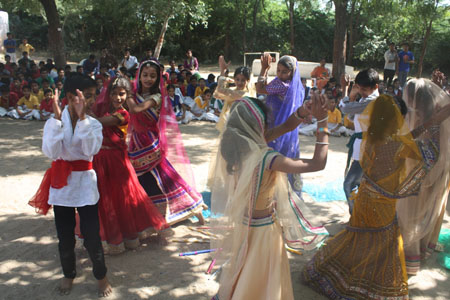 Traditional Garba Dance