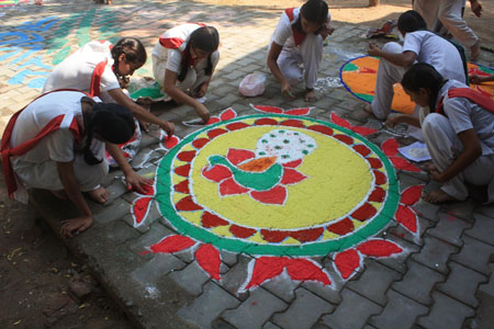 Raman House Girls Making Rangoli